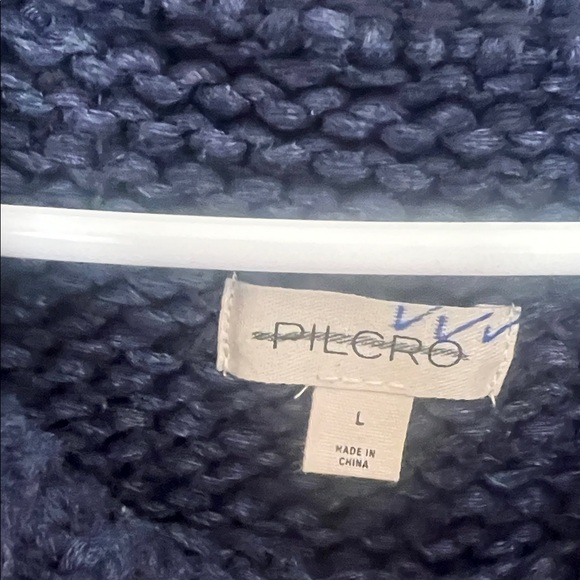 Anthropologie Pilcro Chunky Crew-Neck Sweater large Blue Motif EUC - Picture 6 of 7